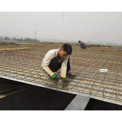 河北京奥兴钢结构公司大量生产制作加工钢构件PC钢筋桁架楼承板