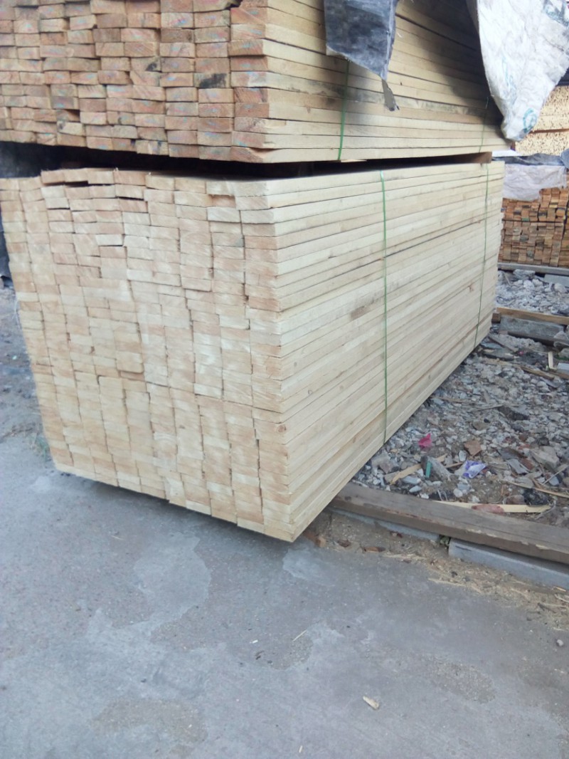 3.7cm松木板材加工木方木龙骨订做现货