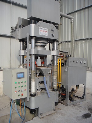 炼钢脱氧剂压块机H河南液压设备制造厂家
