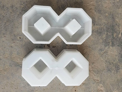 模具