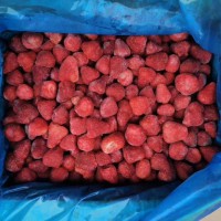 鲜果速冻冷冻美十三草莓山东工厂直销吨位批量出售