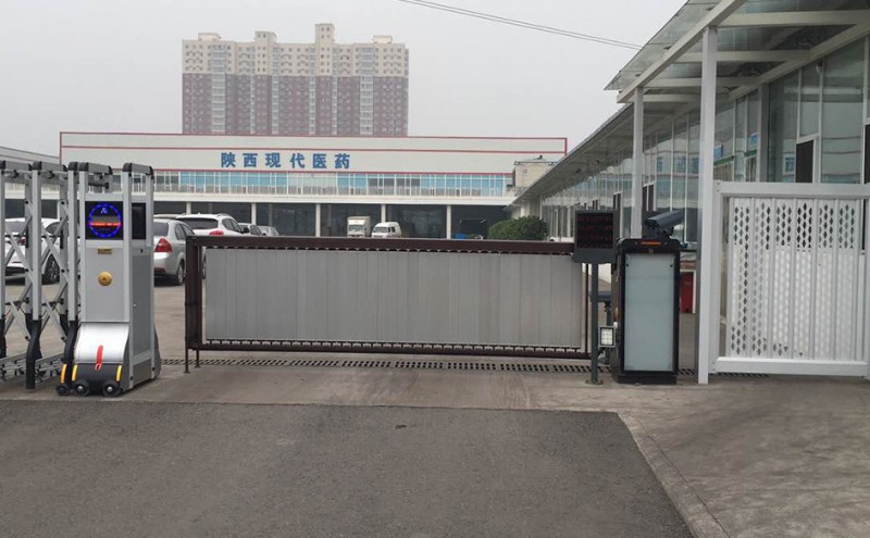 陕西奥特双面D型广告道闸图3