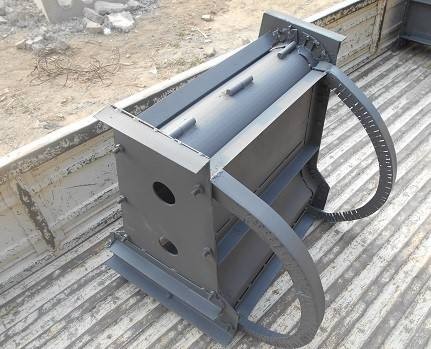 混凝土隔离钢墩模具生产设计---混凝土隔离钢墩模具特点图3
