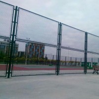 河北球场围网 篮球场围网规格 浸塑体育场围网生产